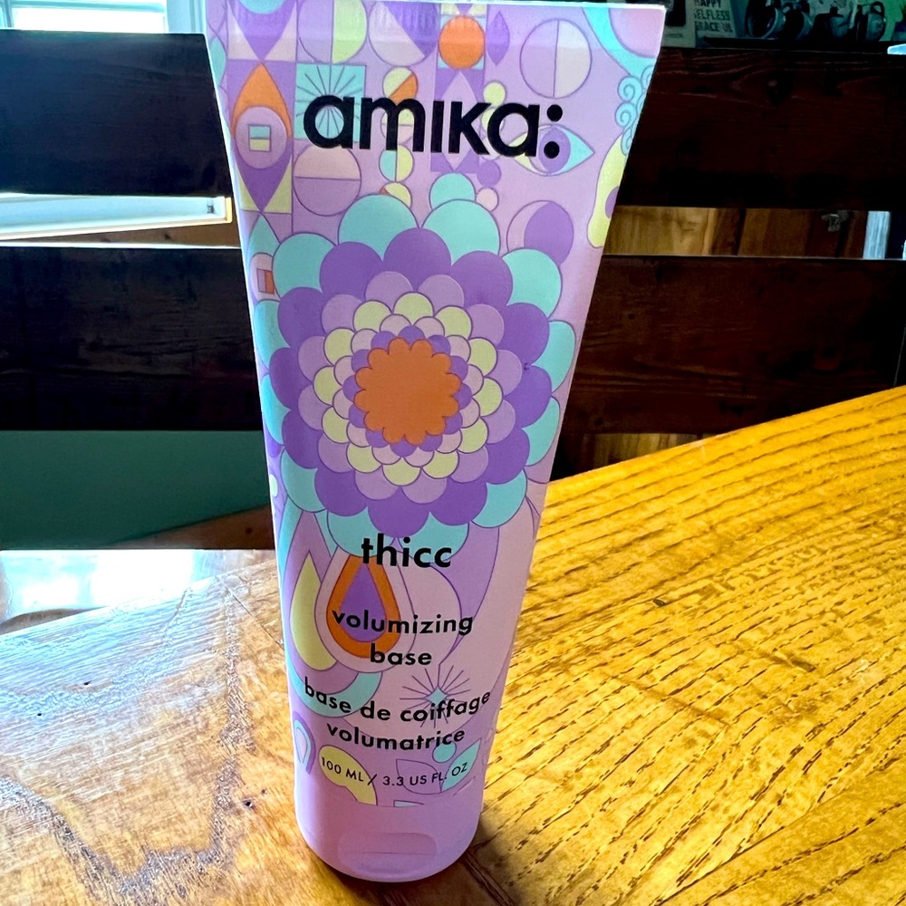 Amika thicc volumizing base 100 ml